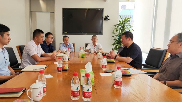 誠通財(cái)務(wù)召開慶“八一”復(fù)轉(zhuǎn)退軍人座談會(huì)